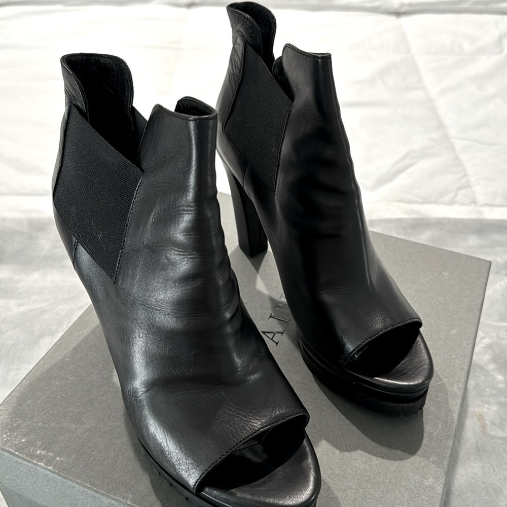 Black ankle boots all saints minor wear